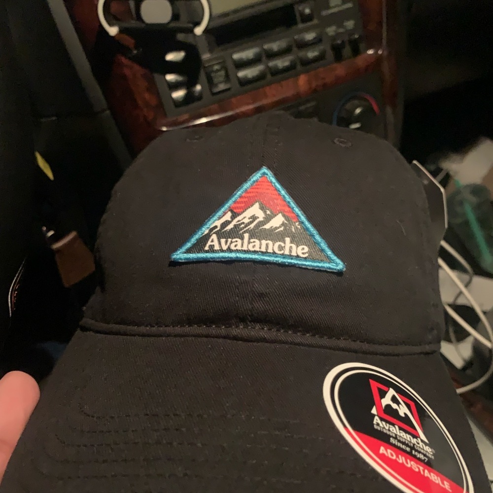 Avalanche hat